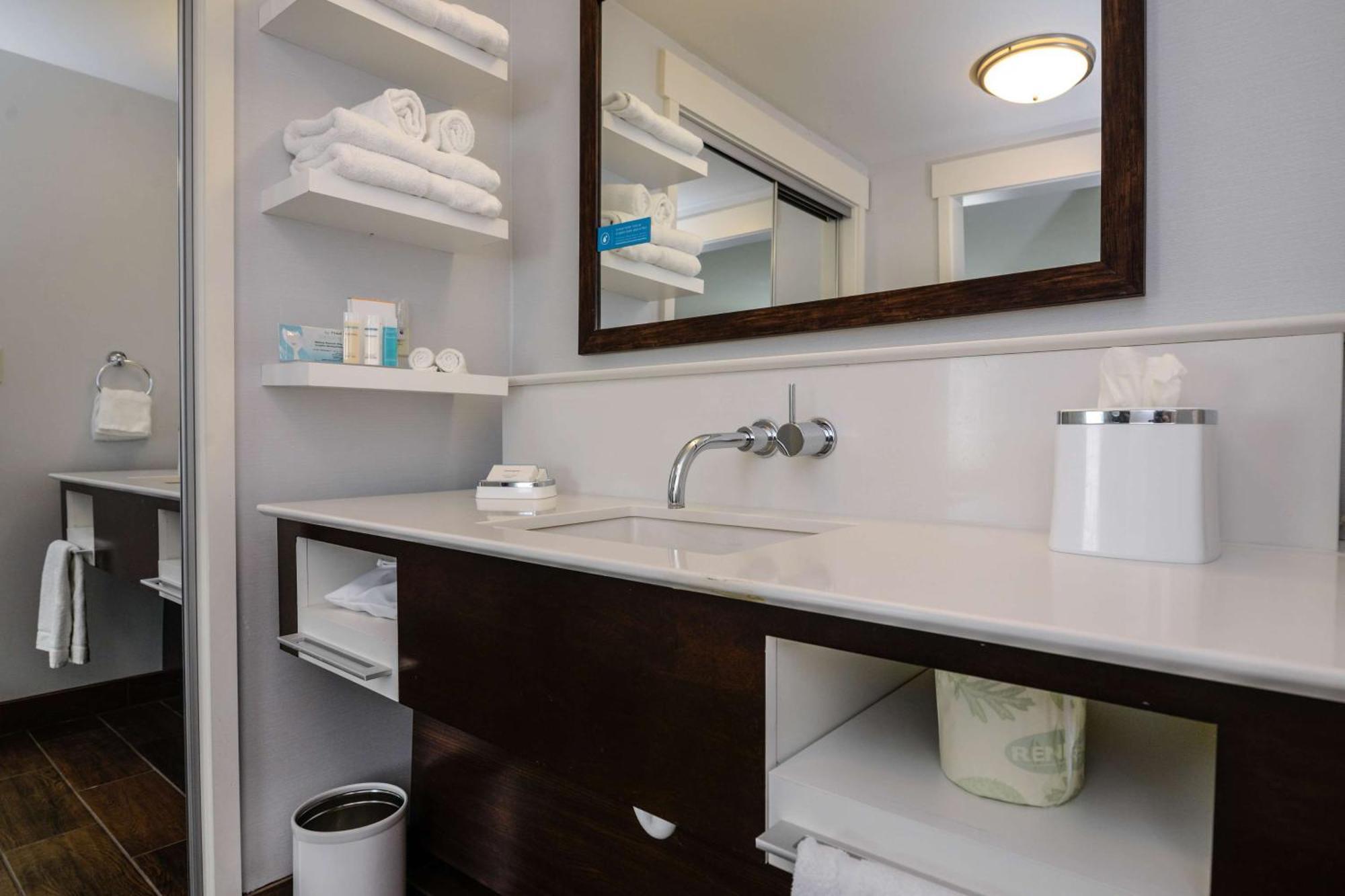 Hampton Inn Brighton Mi Ngoại thất bức ảnh