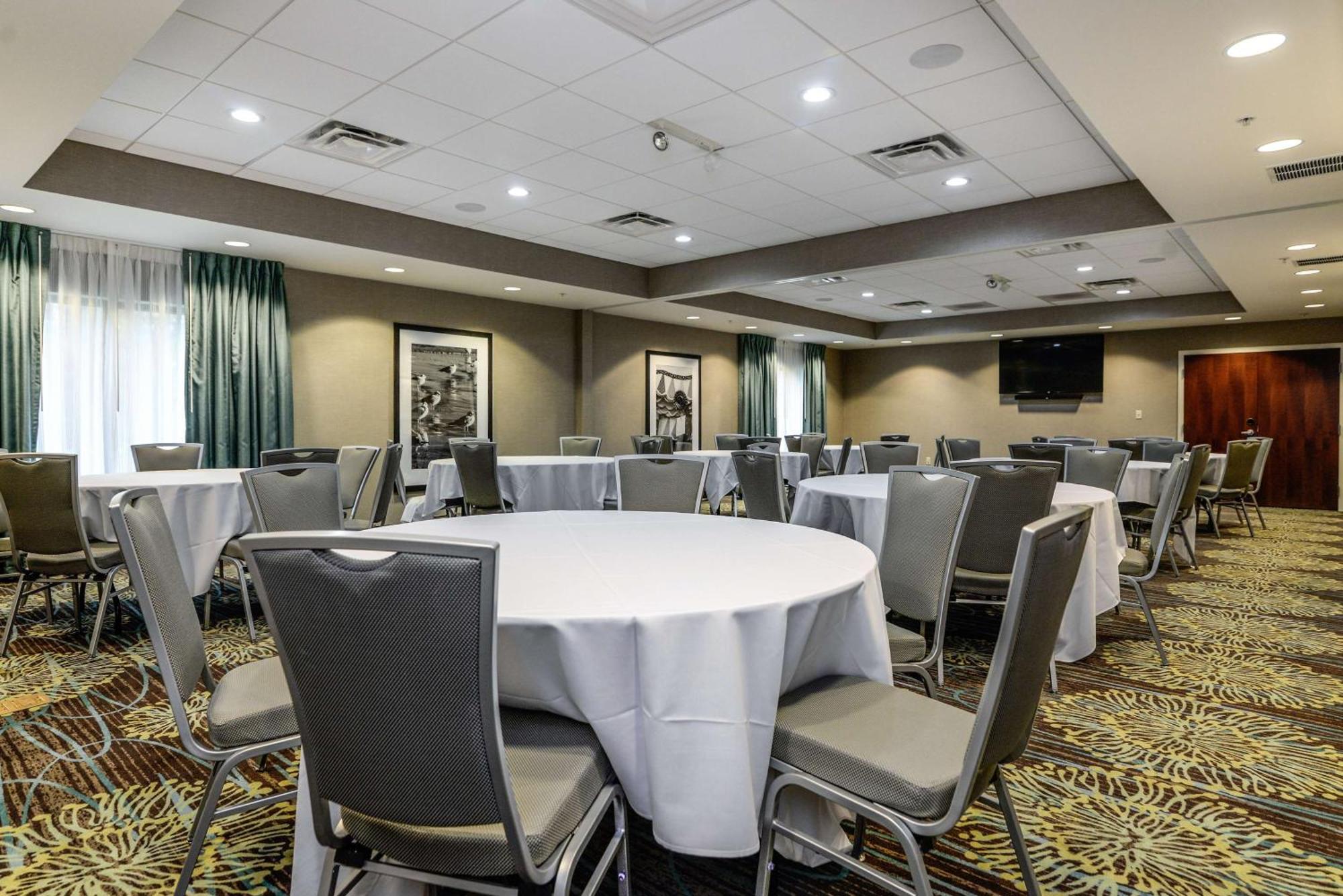 Hampton Inn Brighton Mi Ngoại thất bức ảnh