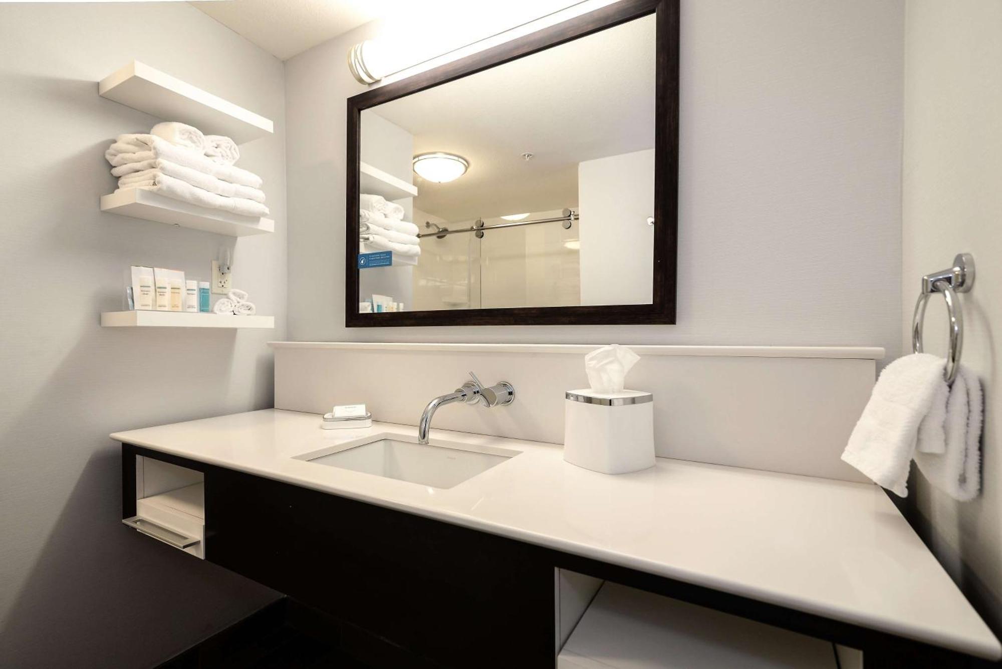 Hampton Inn Brighton Mi Ngoại thất bức ảnh