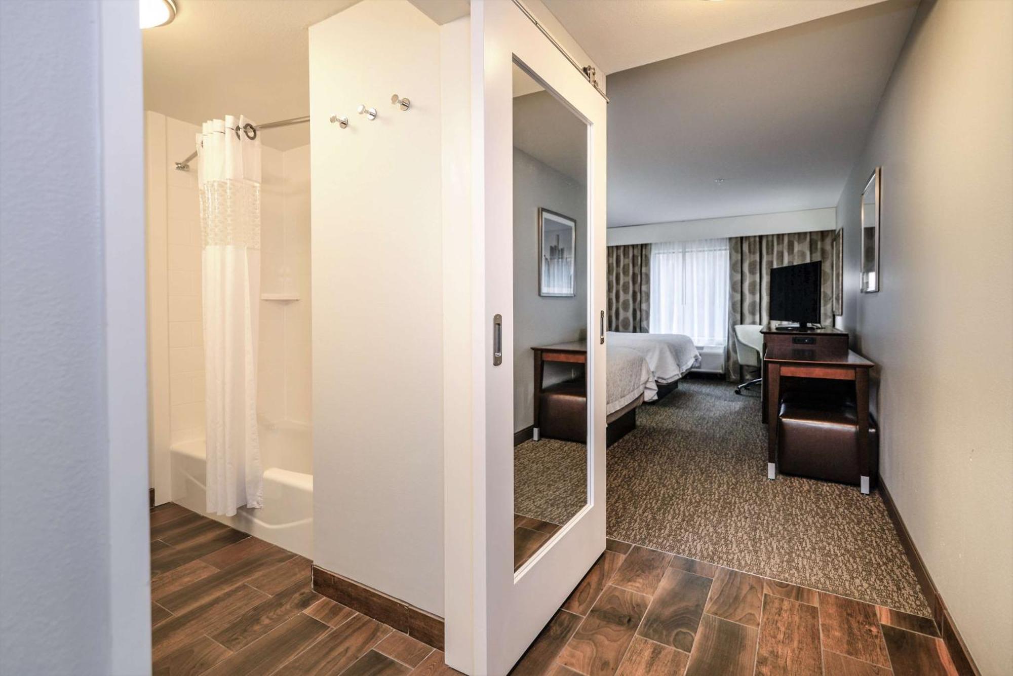 Hampton Inn Brighton Mi Ngoại thất bức ảnh